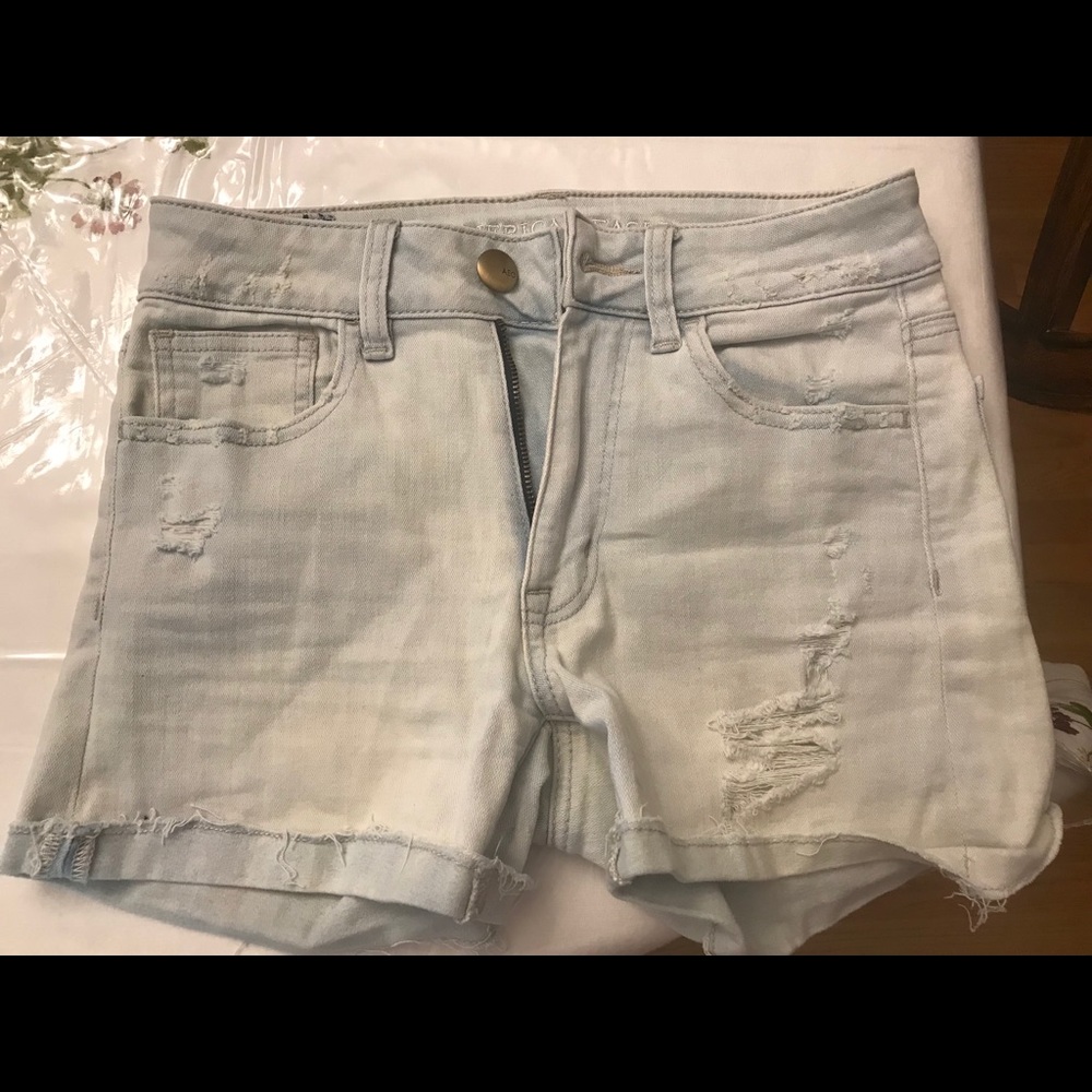 American eagle light wash denim jeans